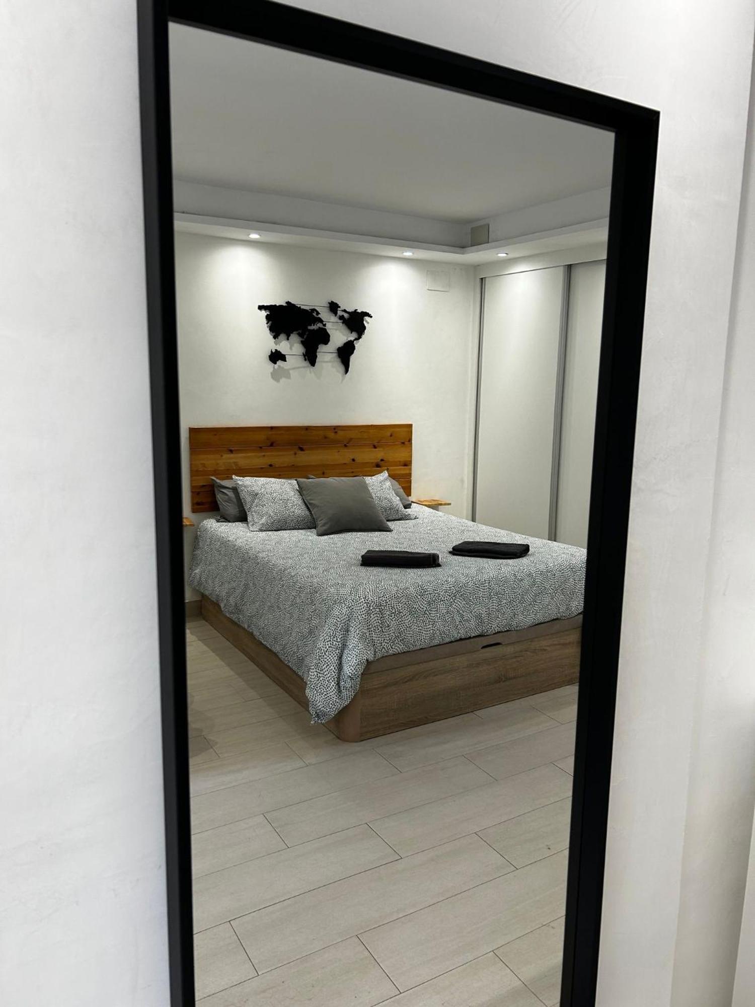 Loft Moderno - Vistas Mar Y Montana - Piscinas Apartment เบนัลมาเดนา ภายนอก รูปภาพ