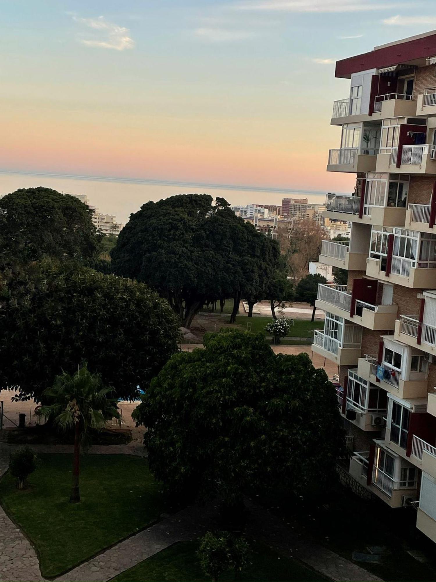 Loft Moderno - Vistas Mar Y Montana - Piscinas Apartment เบนัลมาเดนา ภายนอก รูปภาพ
